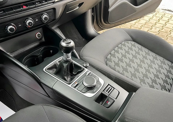 Audi A3 cena 43900 przebieg: 214000, rok produkcji 2013 z Świątniki Górne małe 704